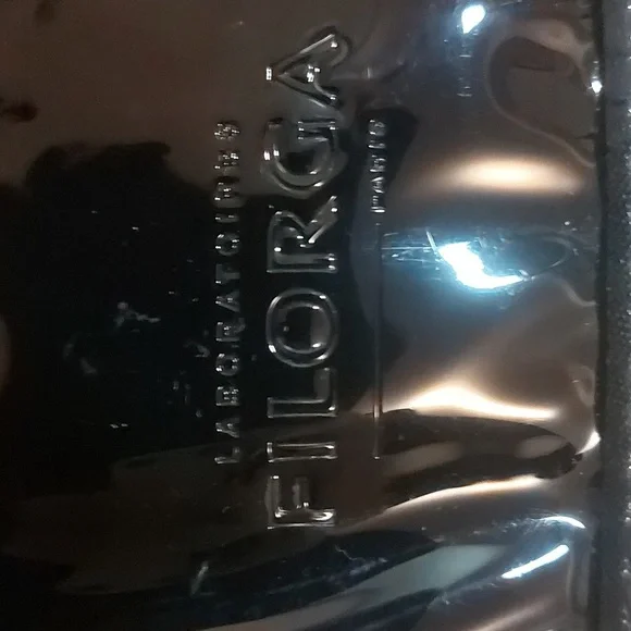 🦋 3/$30 Filorga plastic monogram case - Picture 4 of 4